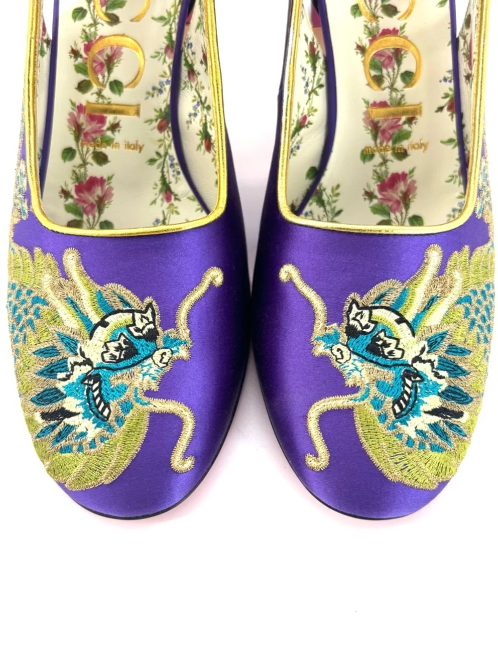 Gucci FW 2017 Caspar Dragon Embroidered Spike Embellished Mary Jane Pumps 37 - Picture 8 of 12